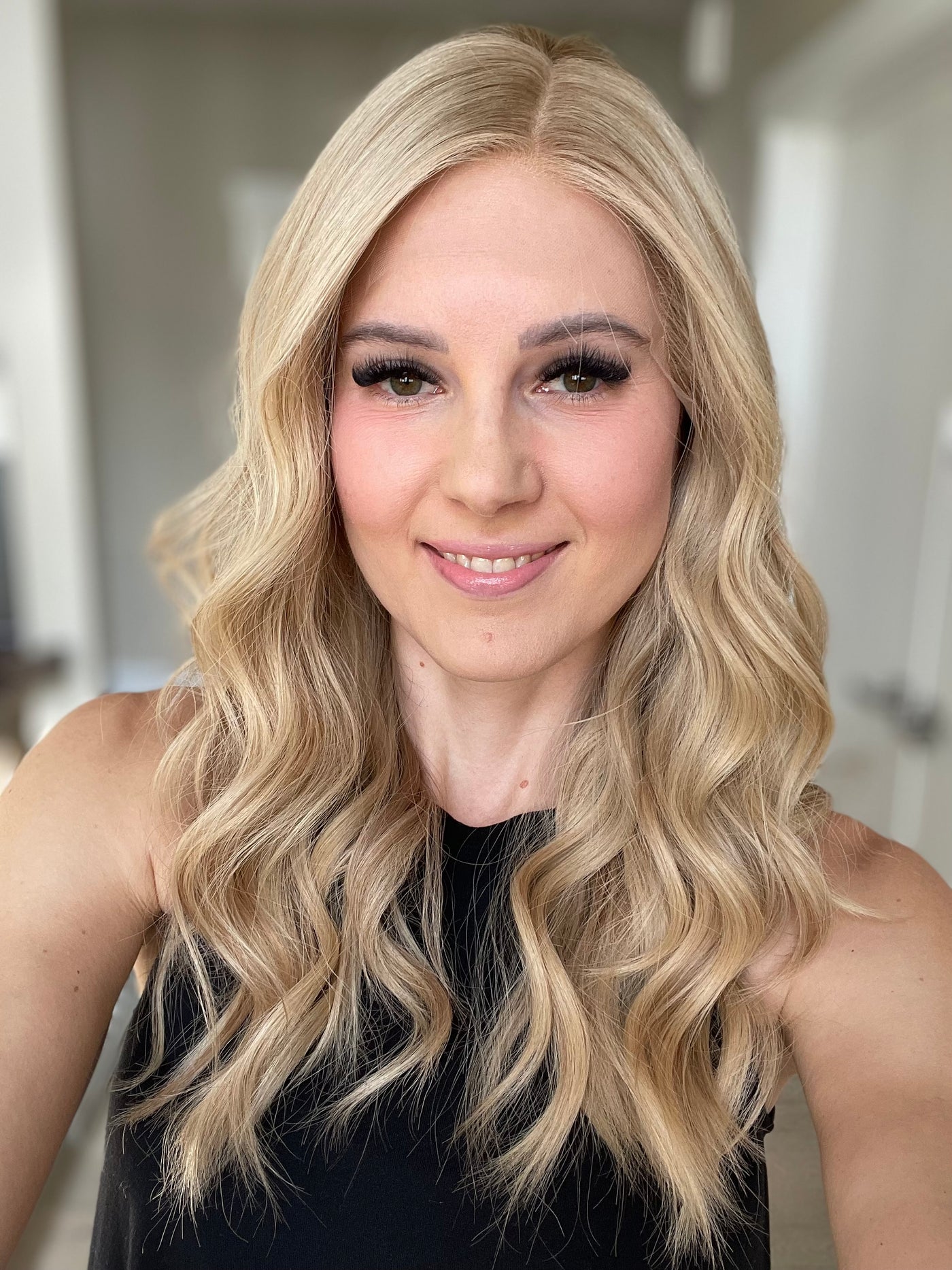 22" Jemma Luxury Cap Lace Top Wig (M)