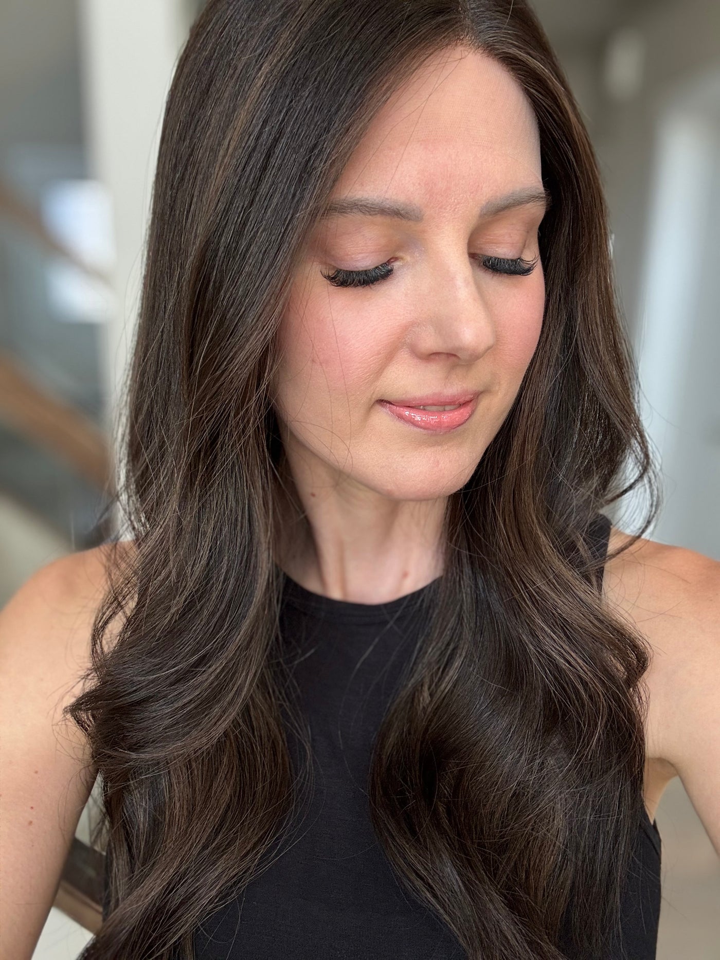 24" Larissa Comfort Cap Lace Top Wig (M)