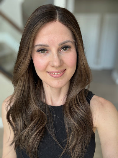 22" Carly Comfort Cap Lace Top Wig (M)