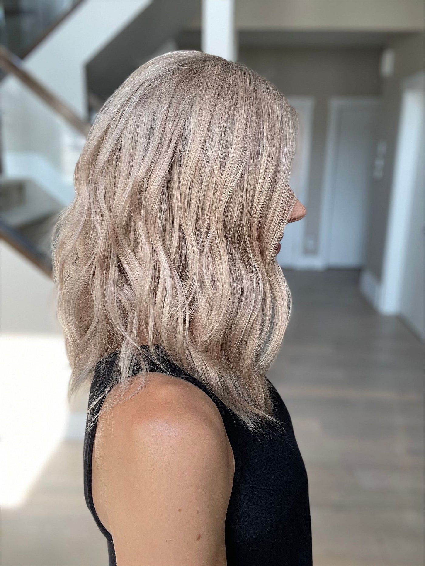 18" Lynda Luxury Cap Lace Top Wig (M) - Madison Hair Collection