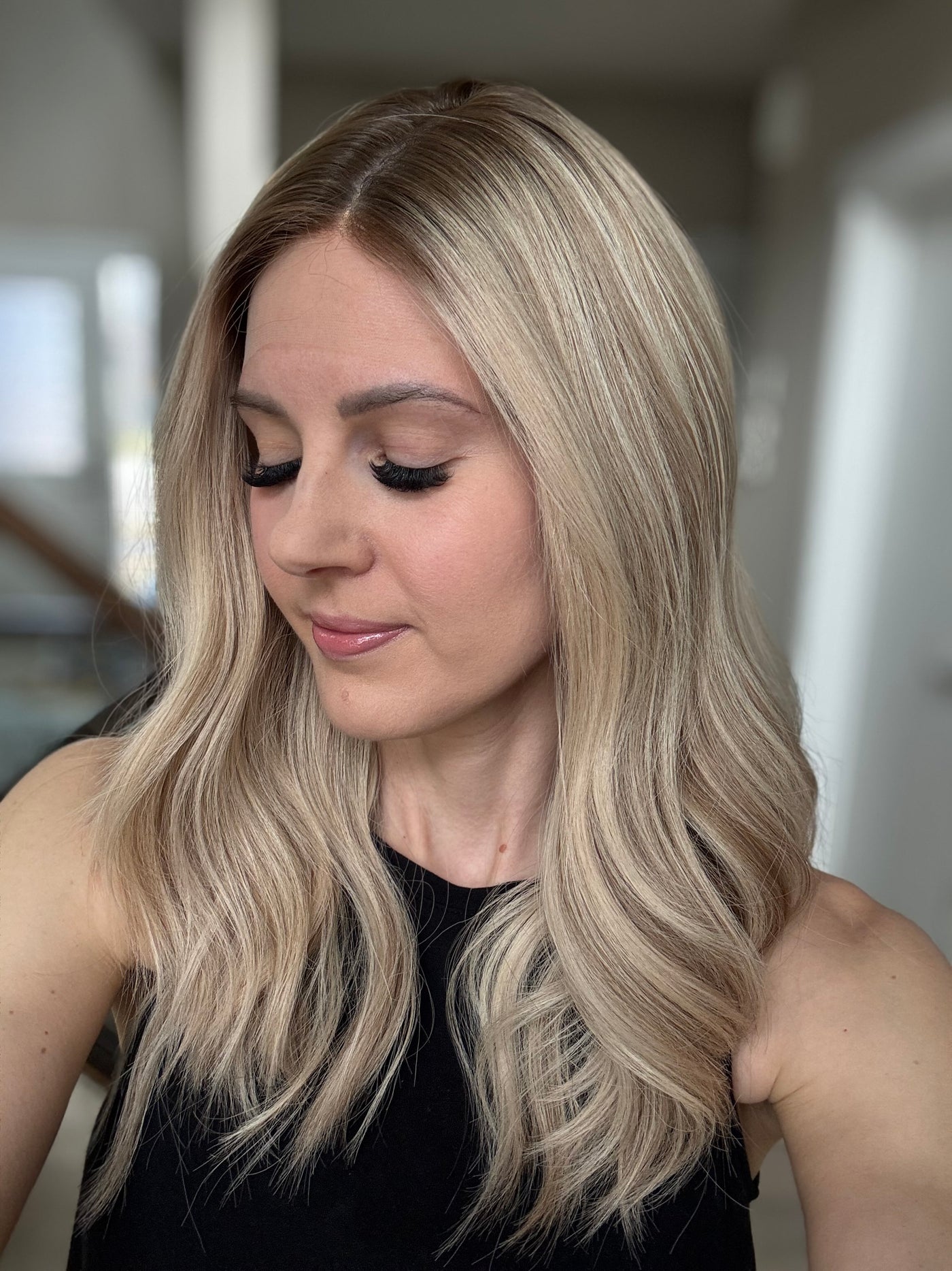 21" Katie Comfort Cap Silk Top Wig (M)