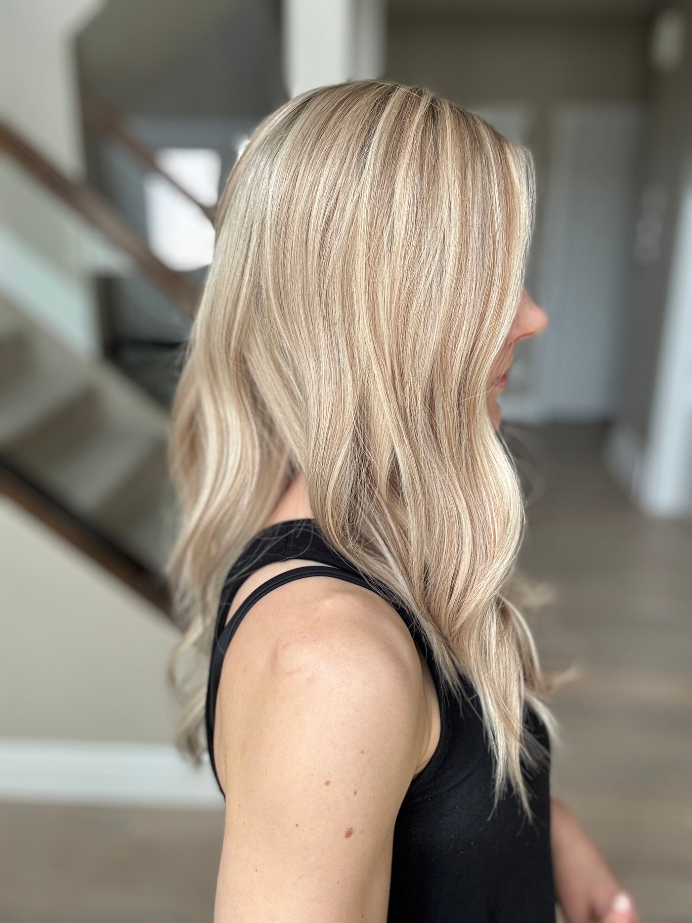22" Kira Comfort Cap Lace Top Wig (XS)