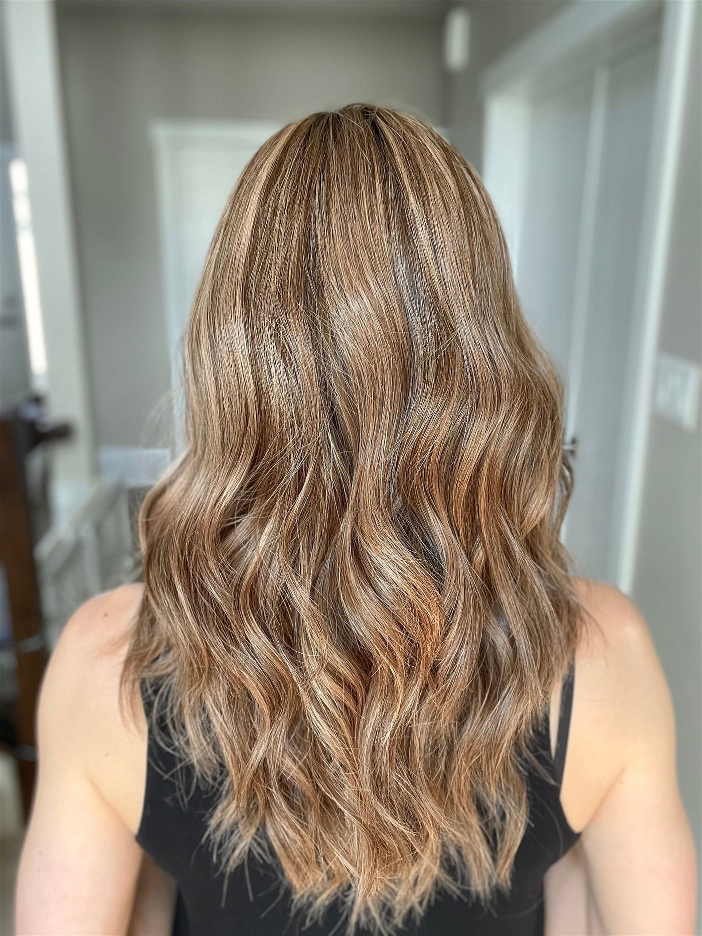 20" Elana Comfort Cap Lace Top Wig (M) - Madison Hair Collection