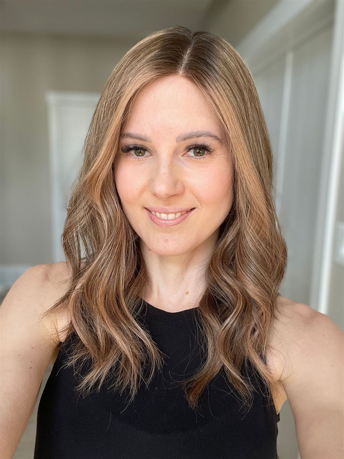 20" Elana Comfort Cap Lace Top Wig (M) - Madison Hair Collection