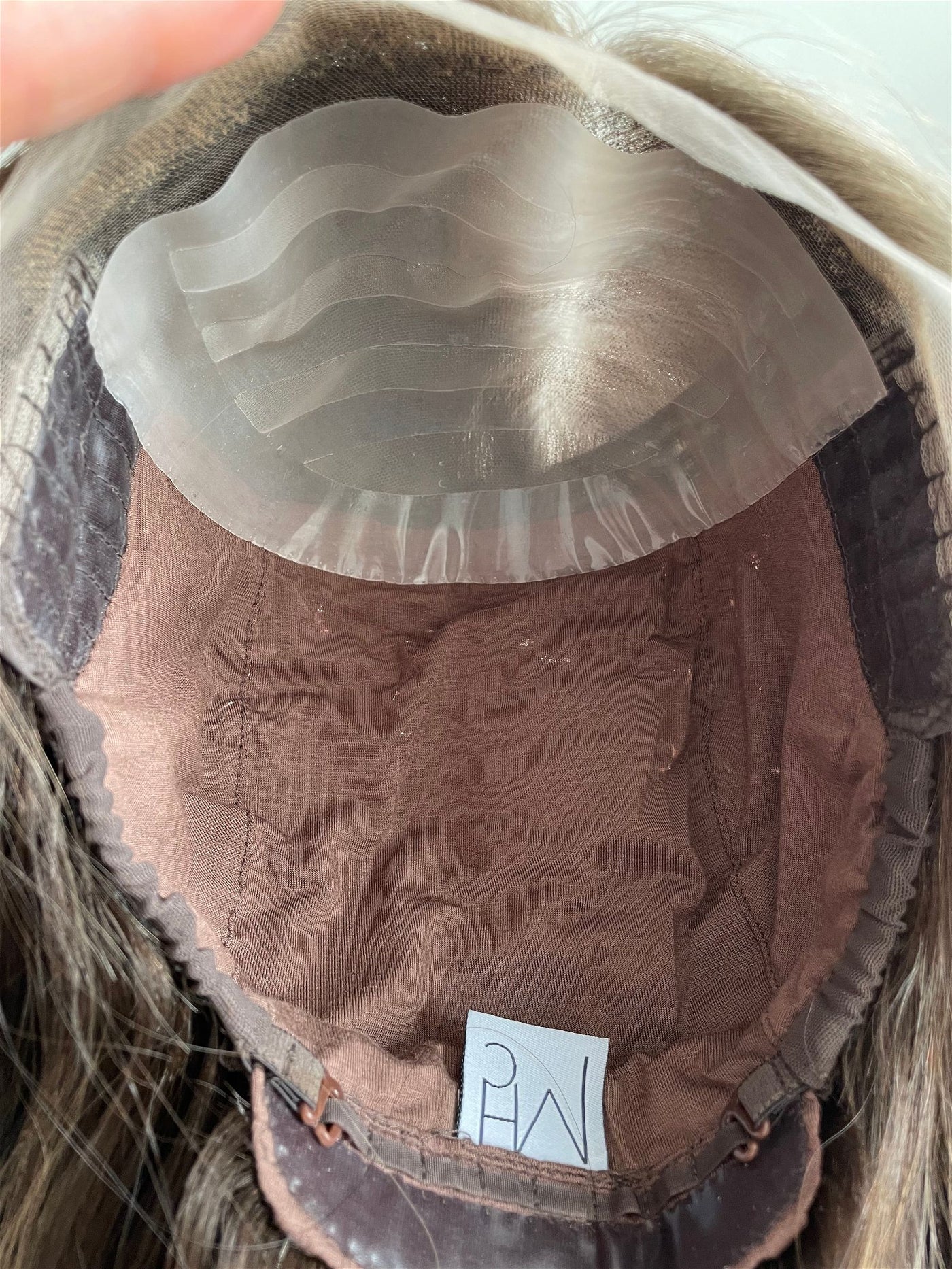 20" Elana Comfort Cap Lace Top Wig (M) - Madison Hair Collection