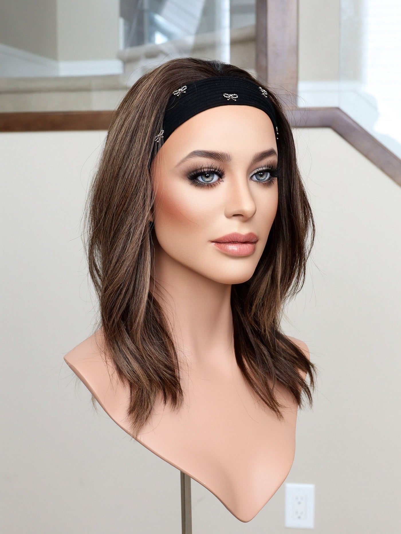 20" Gabriella Bandfall Active Wig (S) - Madison Hair Collection