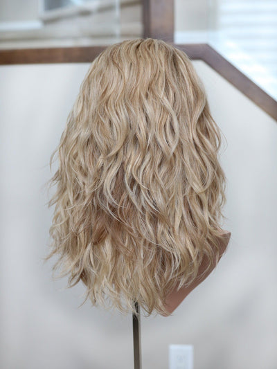 20" Kassidy Wavy Bandfall (M) - Madison Hair Collection