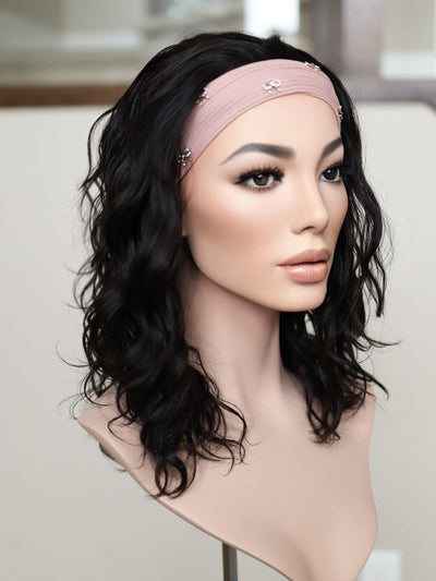 20" Natural Black Wavy Bandfall Active Wig (M) - Madison Hair Collection