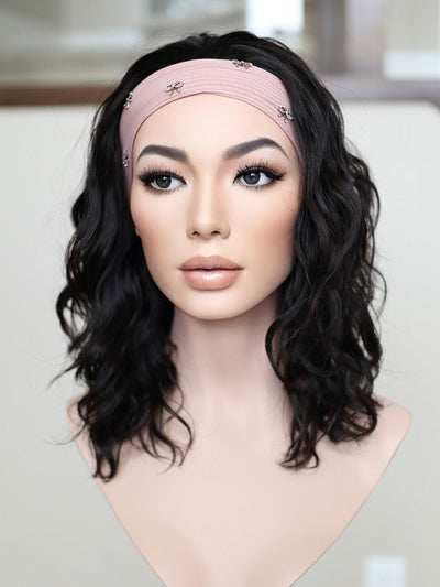 20" Natural Black Wavy Bandfall Active Wig (M) - Madison Hair Collection