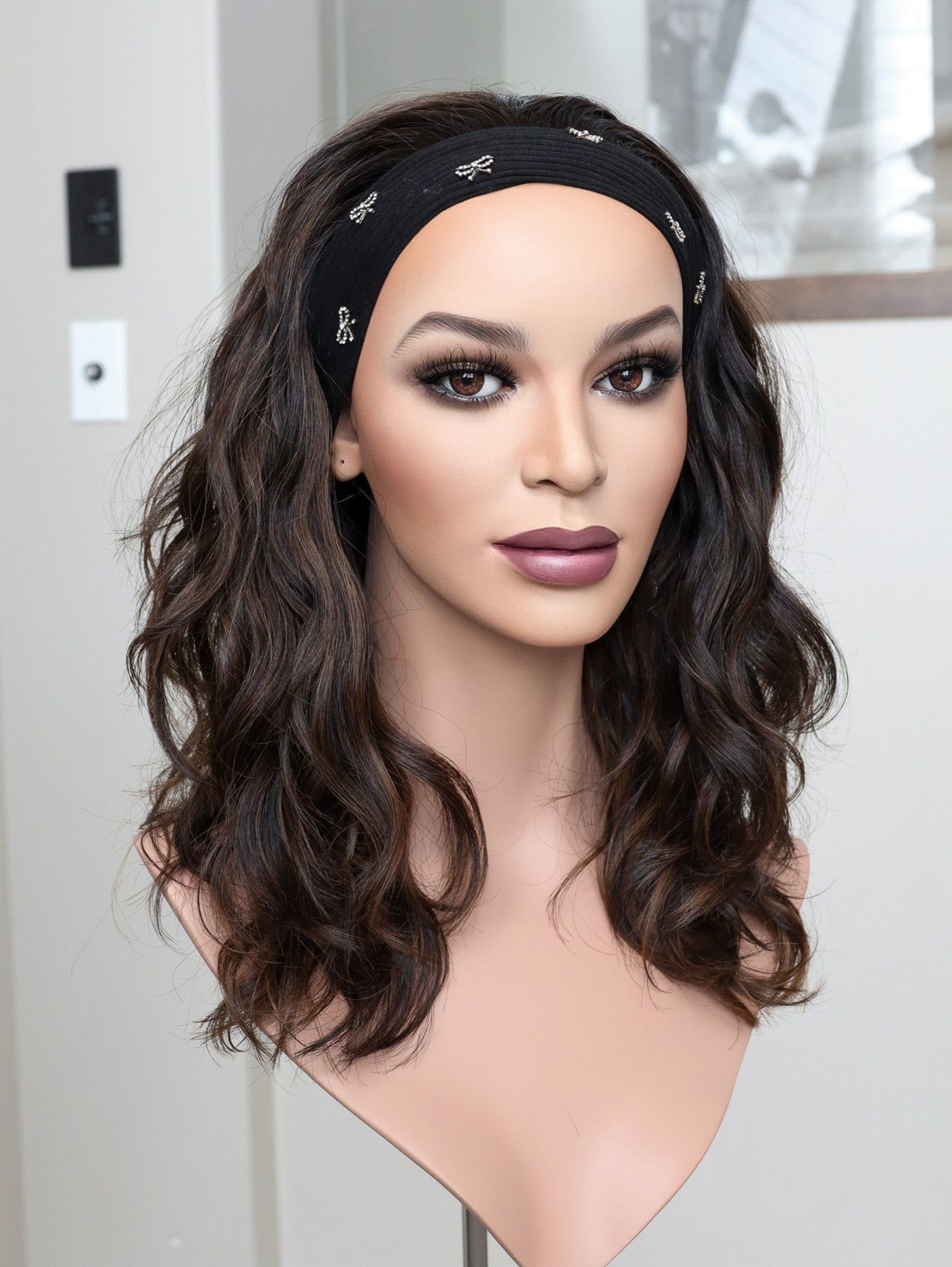 20" Tatiana Wavy Bandfall Active Wig (M) - Madison Hair Collection