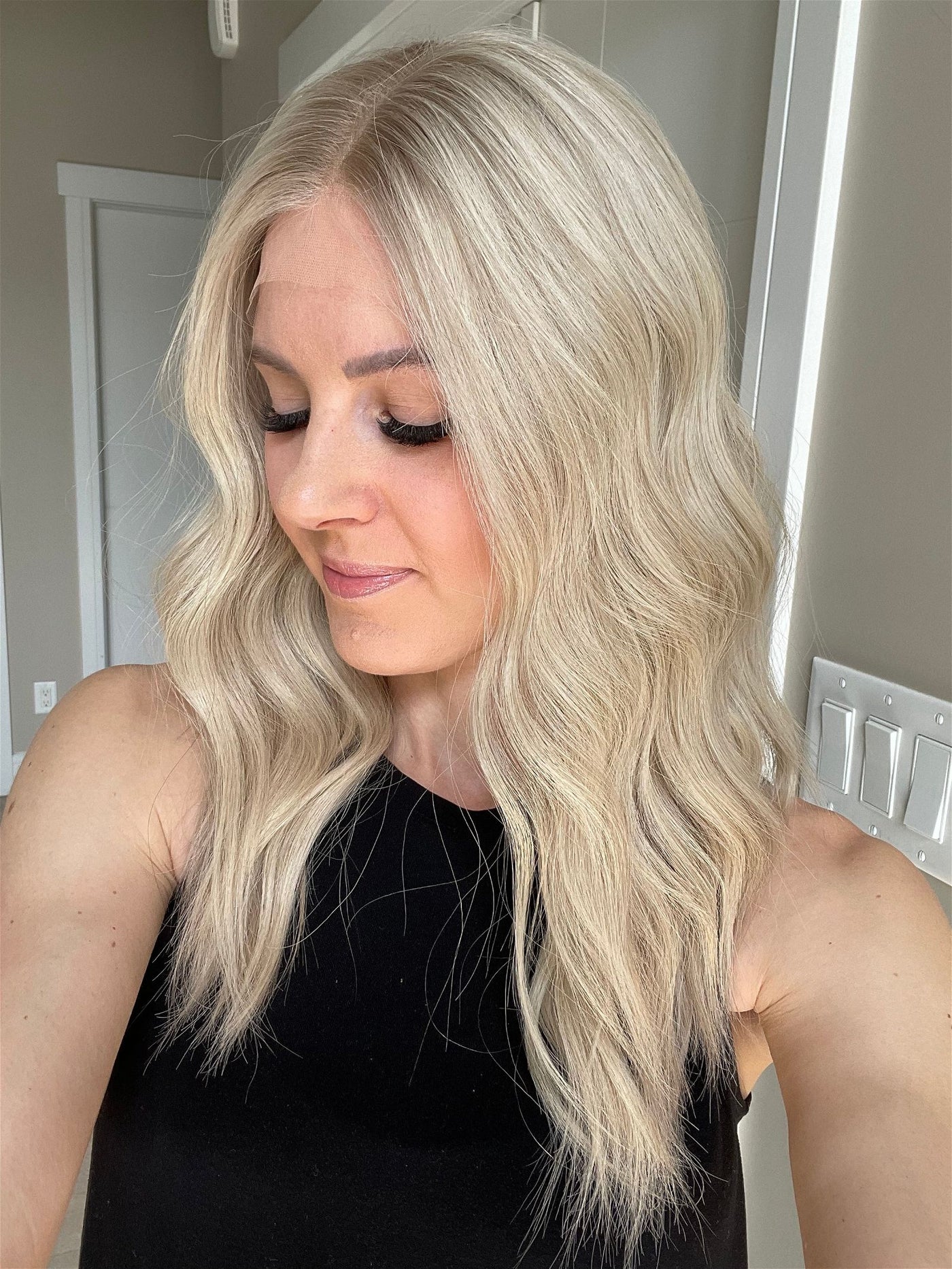 21" F08 Tori Luxury Cap Lace Top Wig (M) - Madison Hair Collection