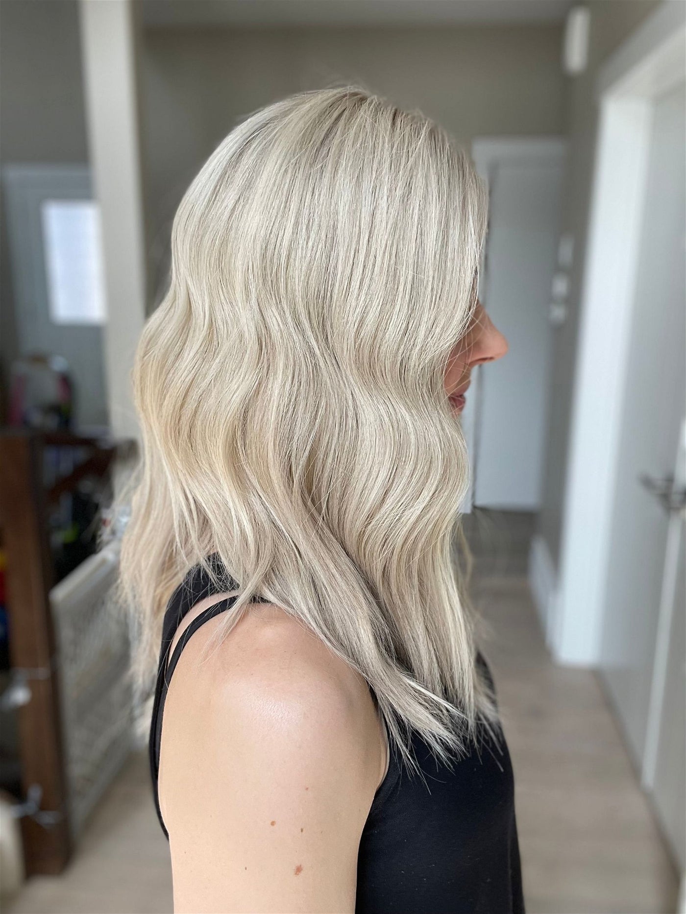 21" F08 Tori Luxury Cap Lace Top Wig (M) - Madison Hair Collection