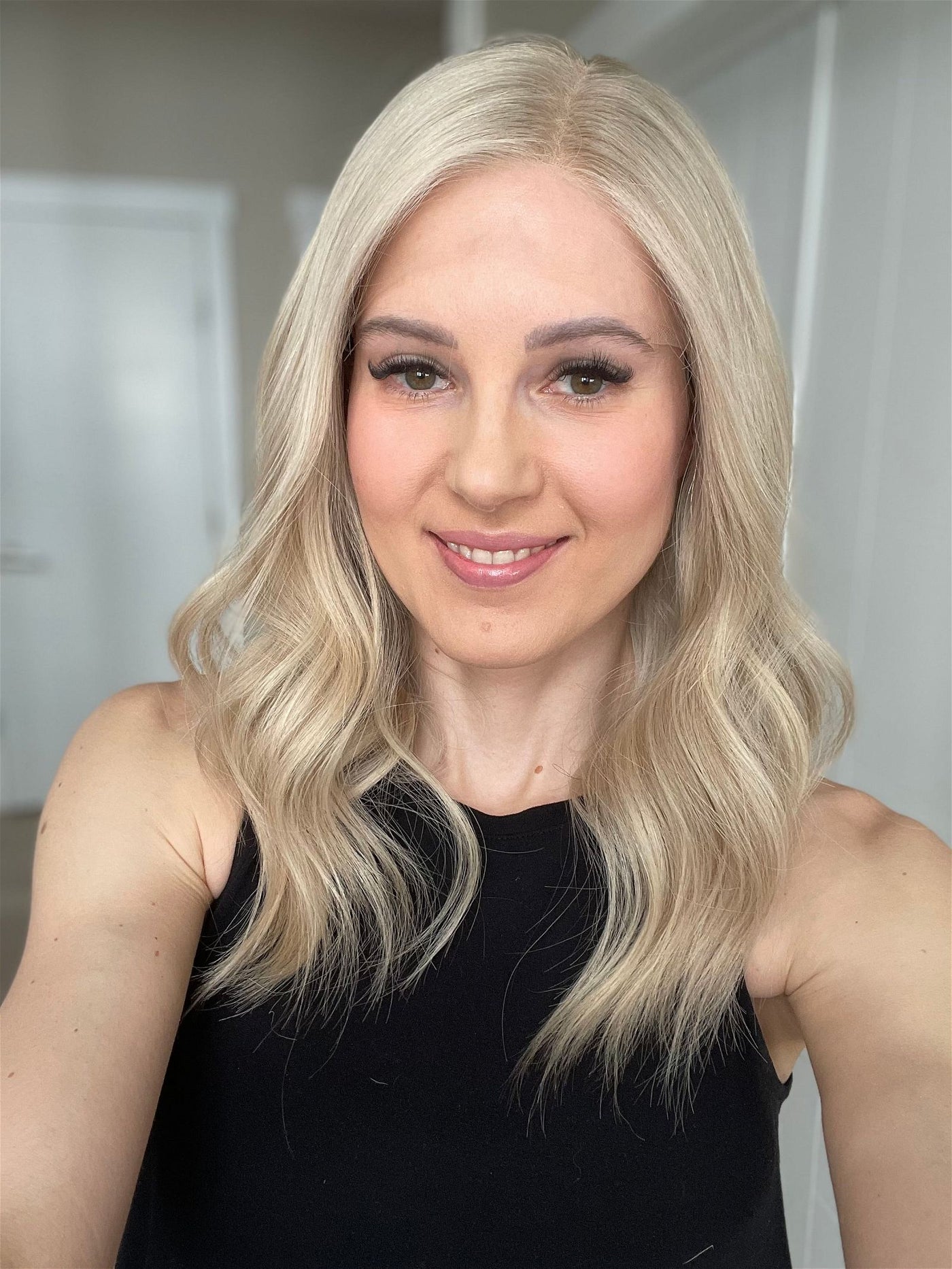 21 "Maria-Lynn Luxury Cap Lace Top Wig (S) - Madison Hair Collection