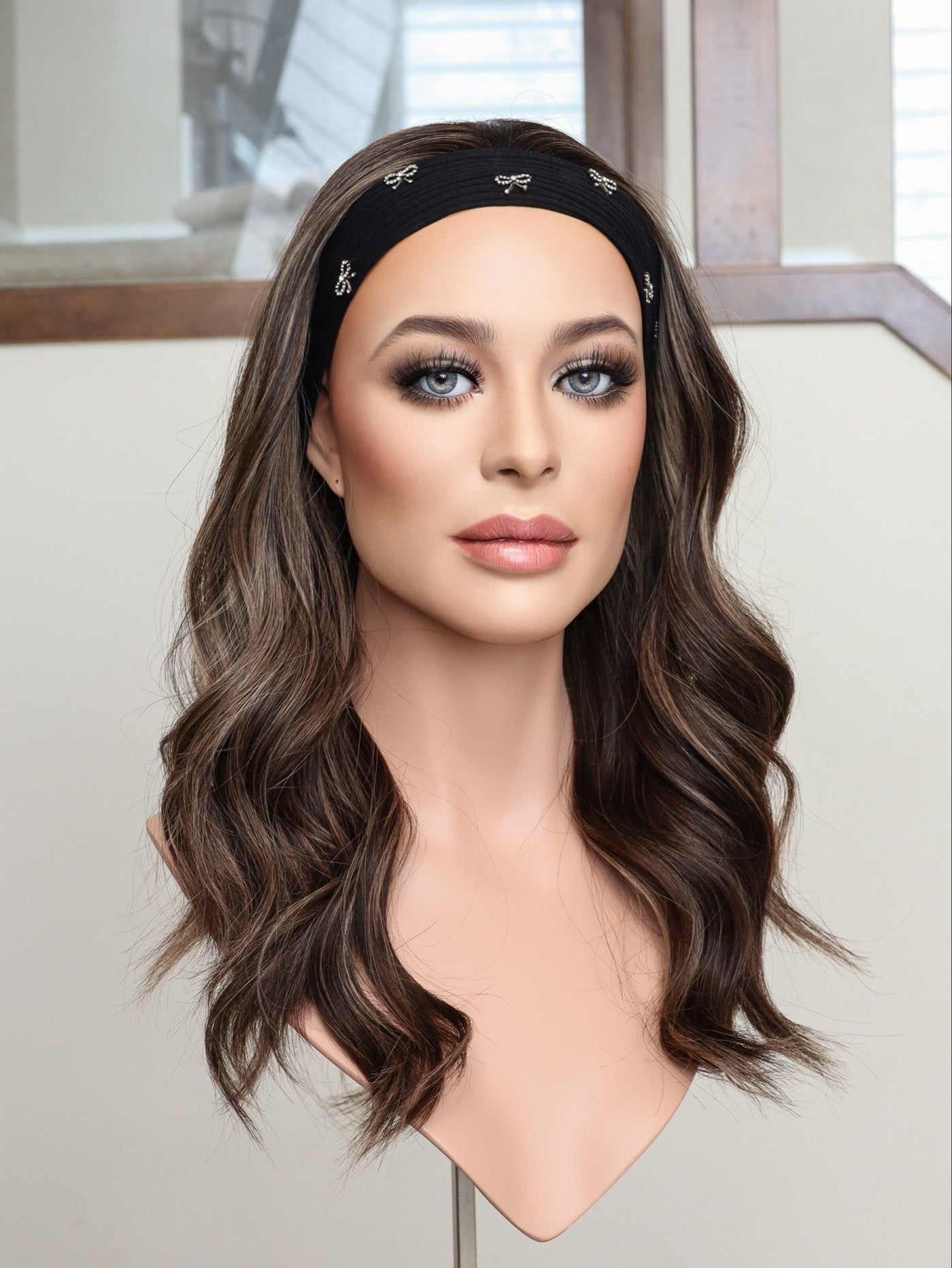 22" Flavia Bandfall Active Wig (S) - Madison Hair Collection