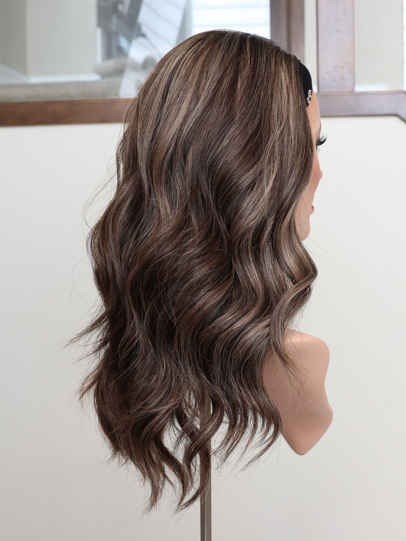 22" Flavia Bandfall Active Wig (S) - Madison Hair Collection