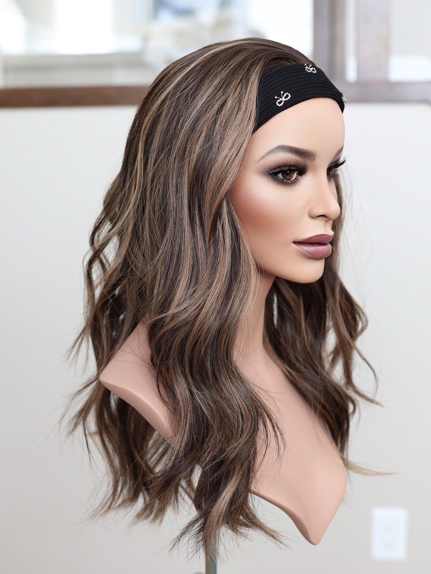 22" Gabriella Bandfall Active Wig (M) - Madison Hair Collection
