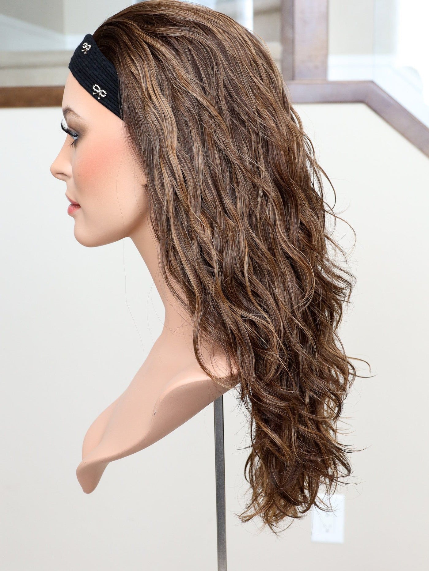 22" Gabriella Wavy Bandfall Active Wig (S) - Madison Hair Collection