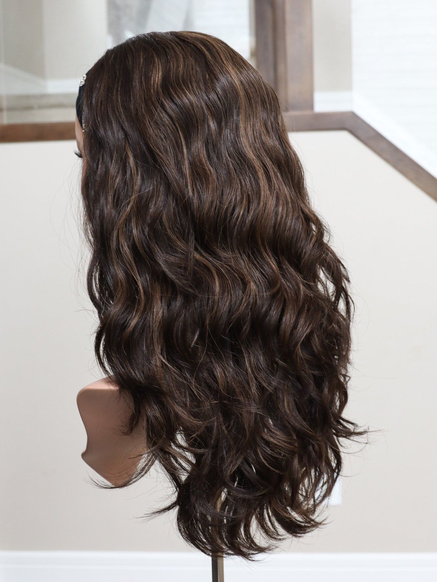 22" Liv Wavy Bandfall Active Wig (M) - Madison Hair Collection