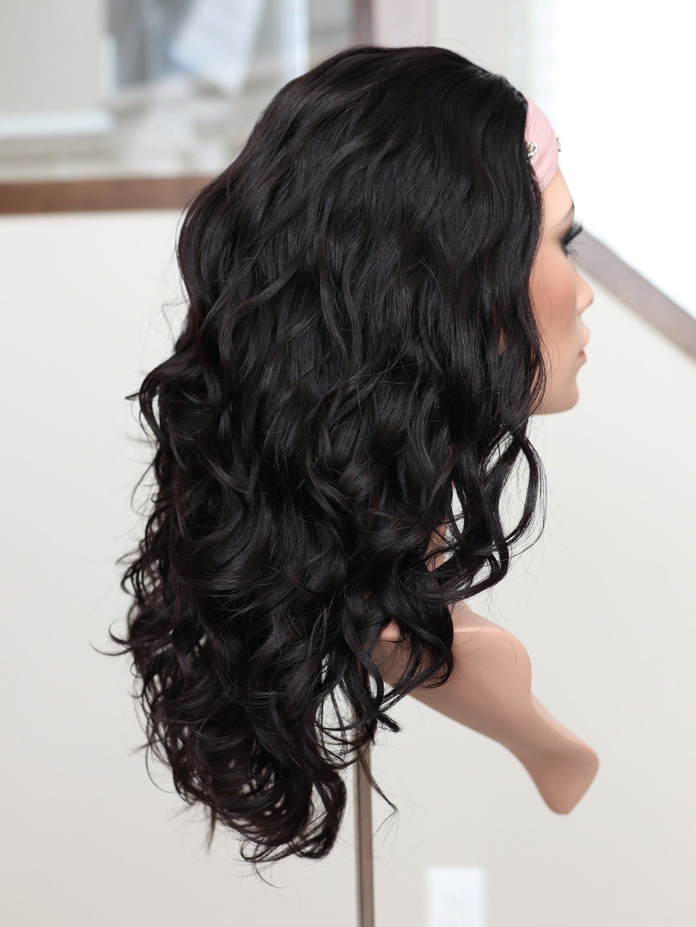 22" Natural Black Wavy Bandfall Active Wig (M) - Madison Hair Collection