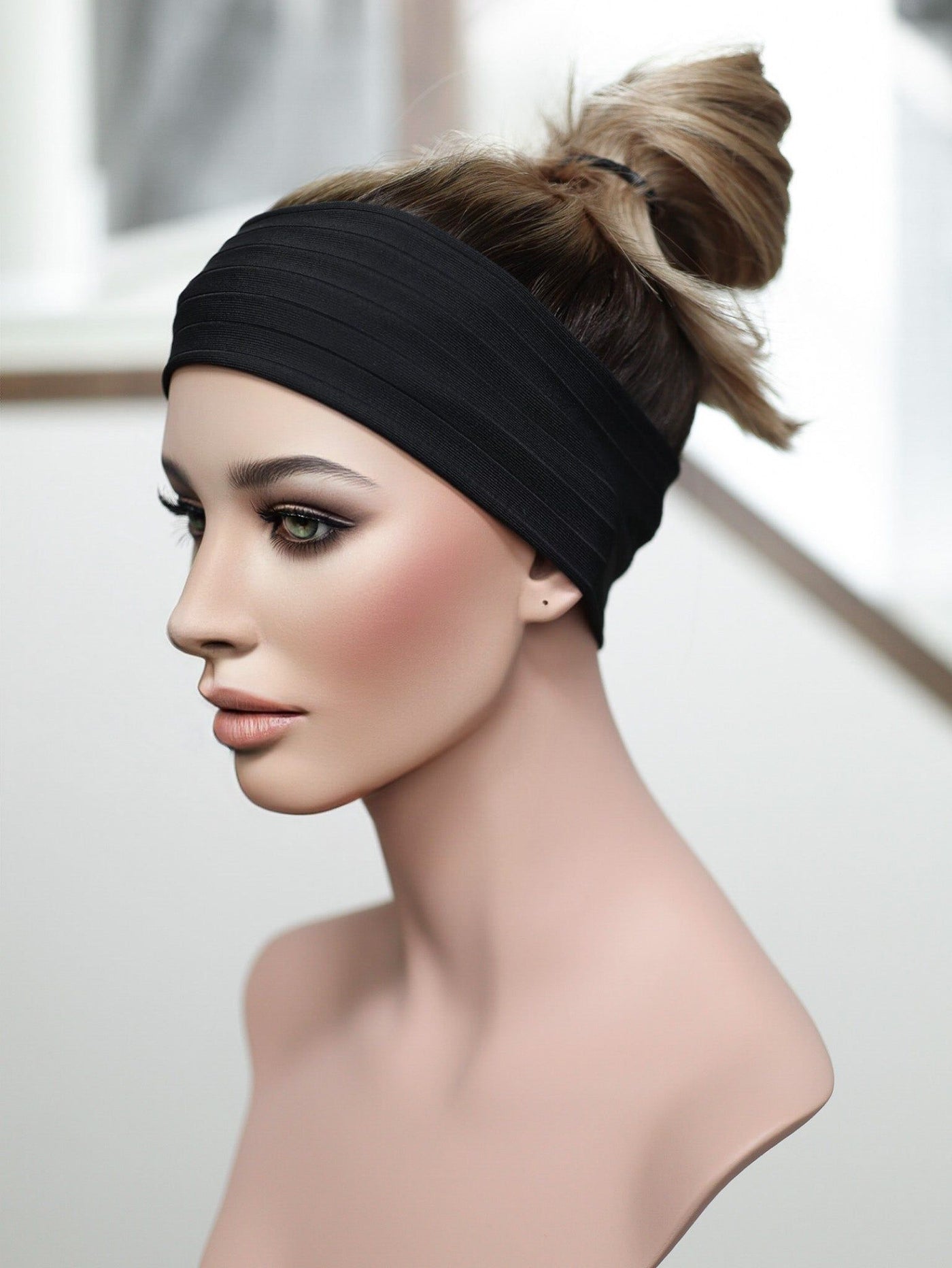 22" Olivia Active Pony Wig (S) - Madison Hair Collection