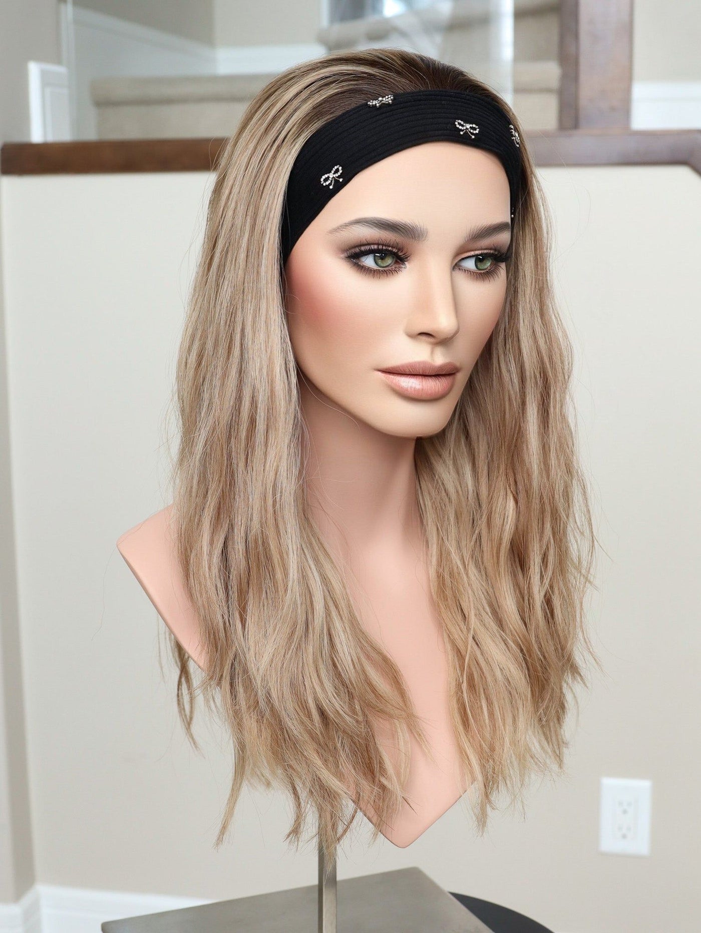 22" Olivia Wavy Bandfall Active Wig (S) - Madison Hair Collection