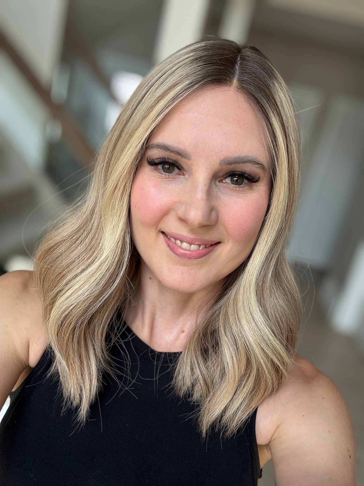 18" Olivia LOB Comfort Cap Silk Top Wig (S)