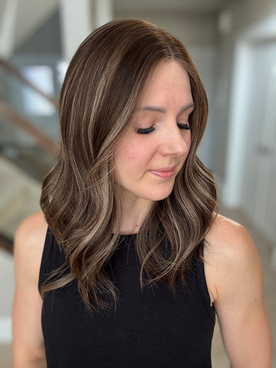 20" Jennifer Comfort Cap Lace Top Wig (S)