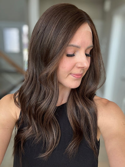 22" Janessa Comfort Cap Lace Top Wig (M)