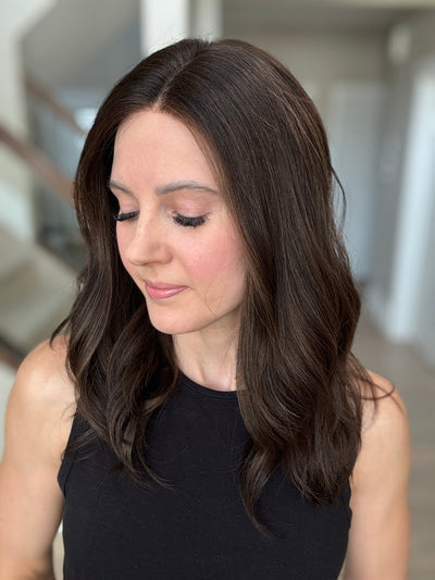 20" Julianna Comfort Cap Lace Top Wig (S)