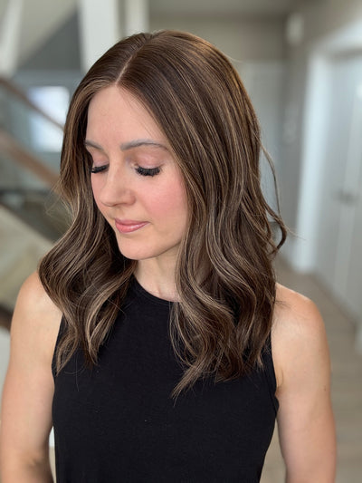 20" Jennifer Comfort Cap Lace Top Wig (S)