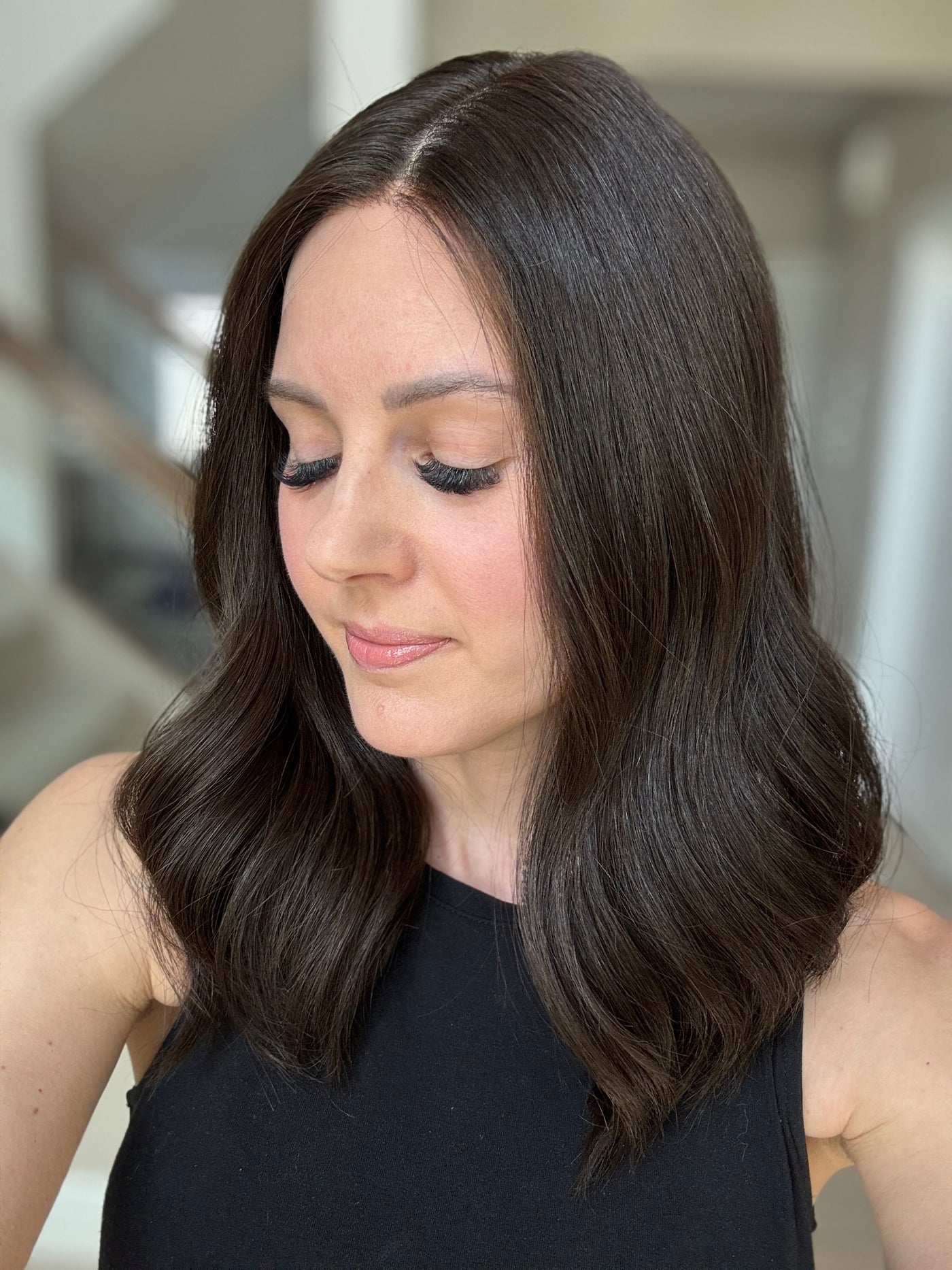 18" Mira LOB Comfort Cap Silk Top Wig (M)