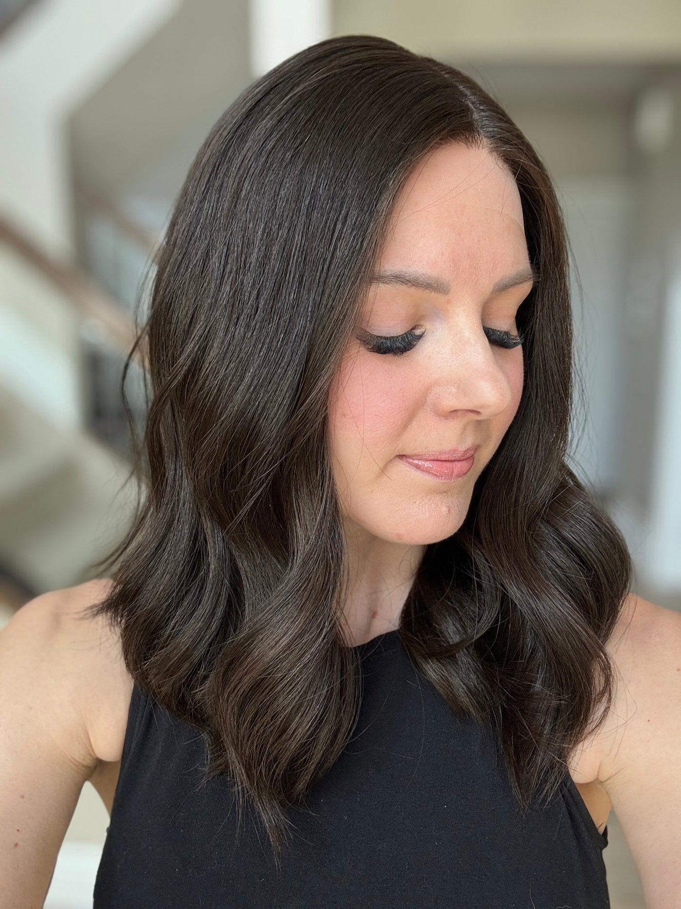 18" Mira LOB Comfort Cap Silk Top Wig (M)