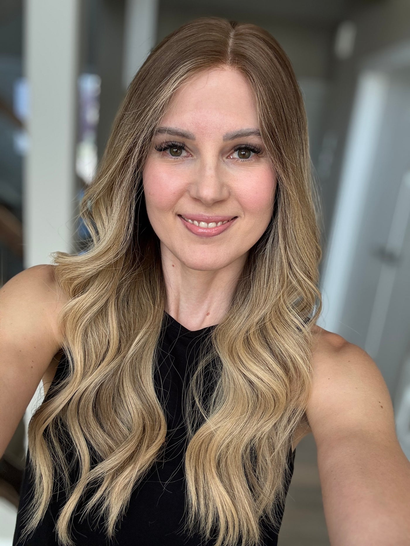23-24" Tia Luxury Cap Lace Top Wig (S)(FINAL SALE)