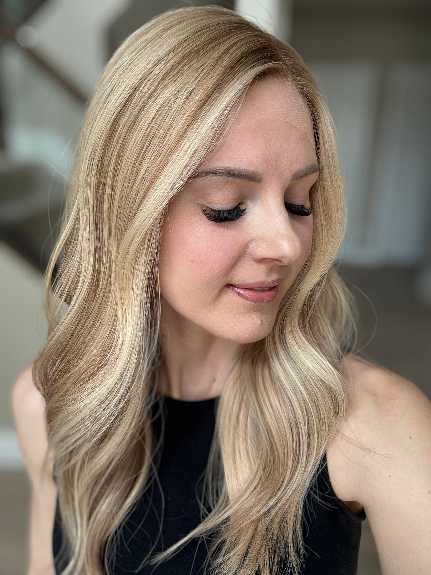22" Casey Comfort Cap Lace Top Wig (XS)