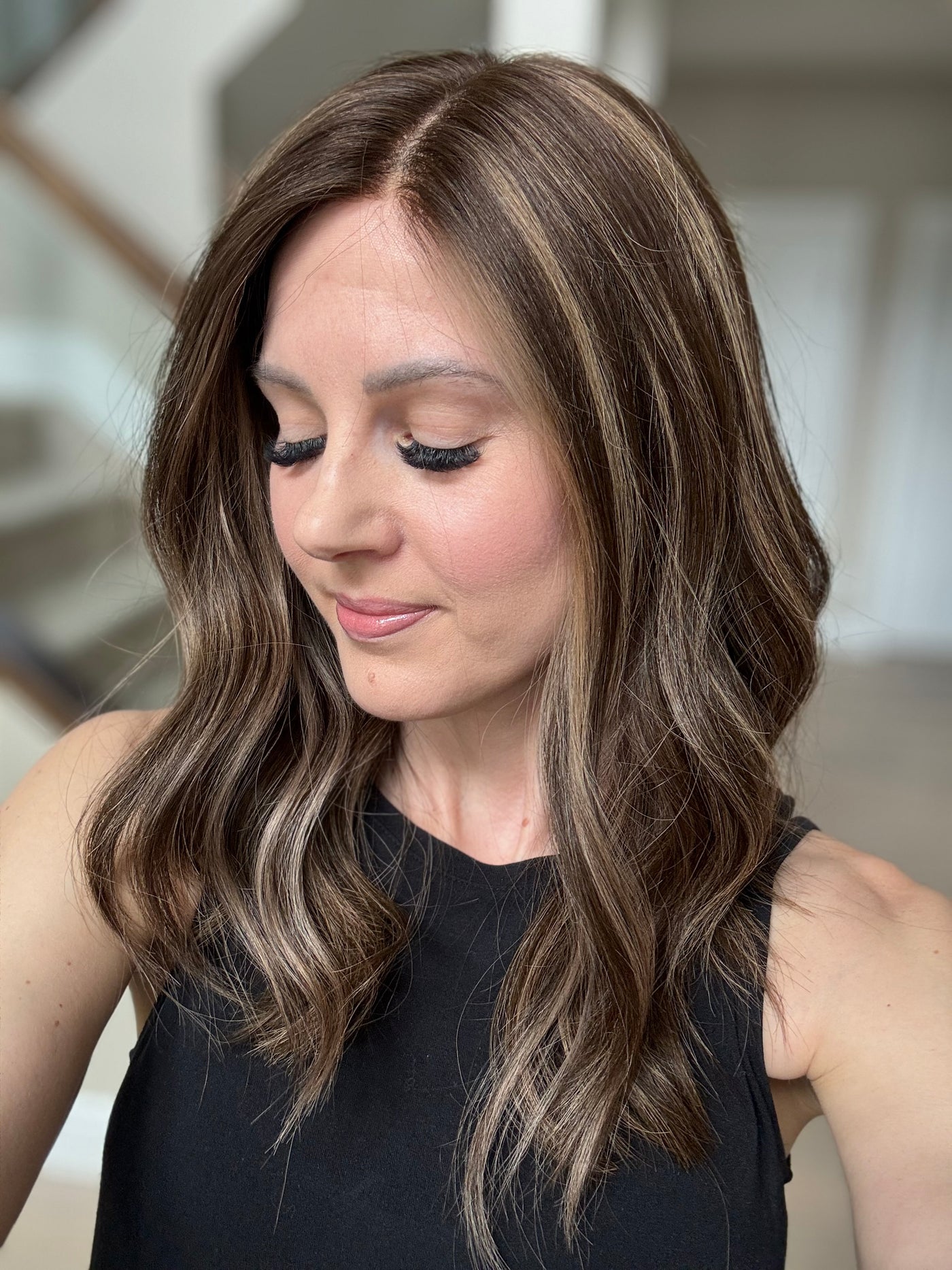 20" Flavia Comfort Cap Silk Top Wig (S)