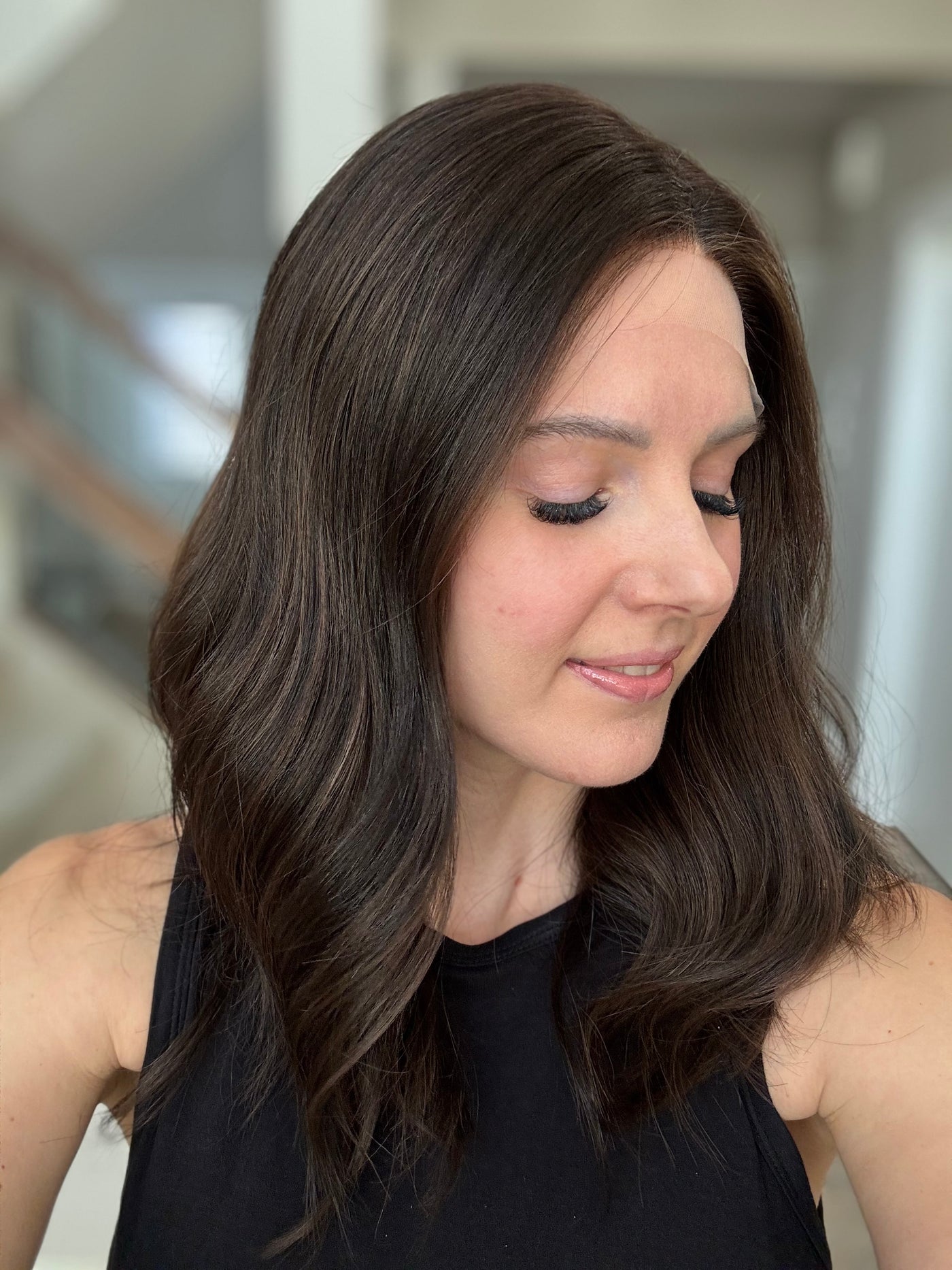 20" Julianna Comfort Cap Lace Top Wig (S)