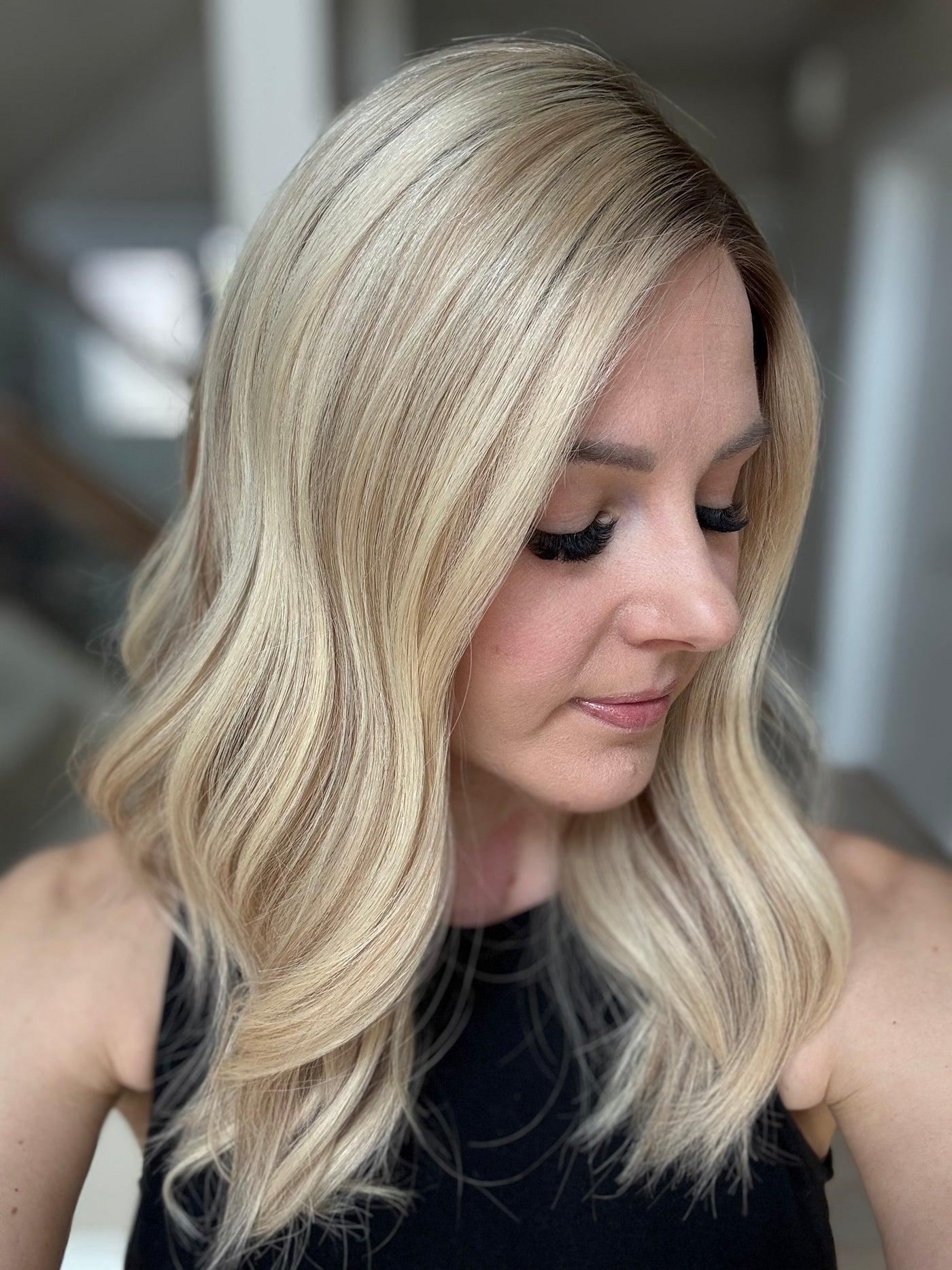 20" Kassidy Comfort Cap Silk Top Wig (S)