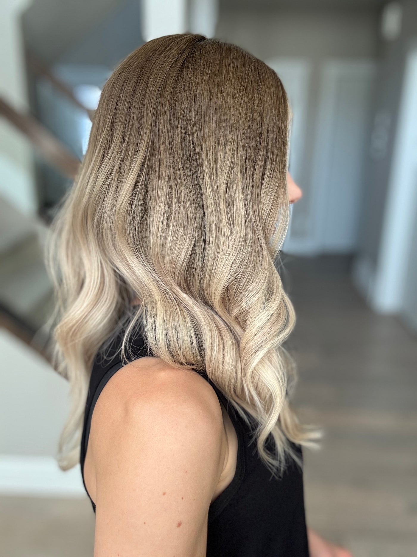 22" Jenny Comfort Cap Lace Top Wig (S)