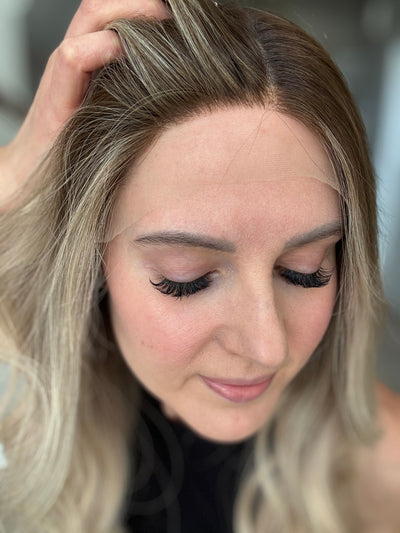 22" Jenny Comfort Cap Lace Top Wig (S)