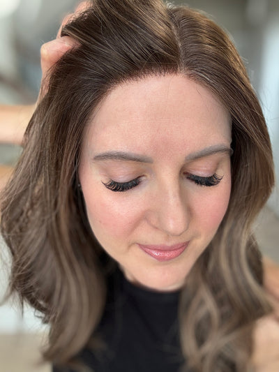 20" Jennifer Comfort Cap Lace Top Wig (S)