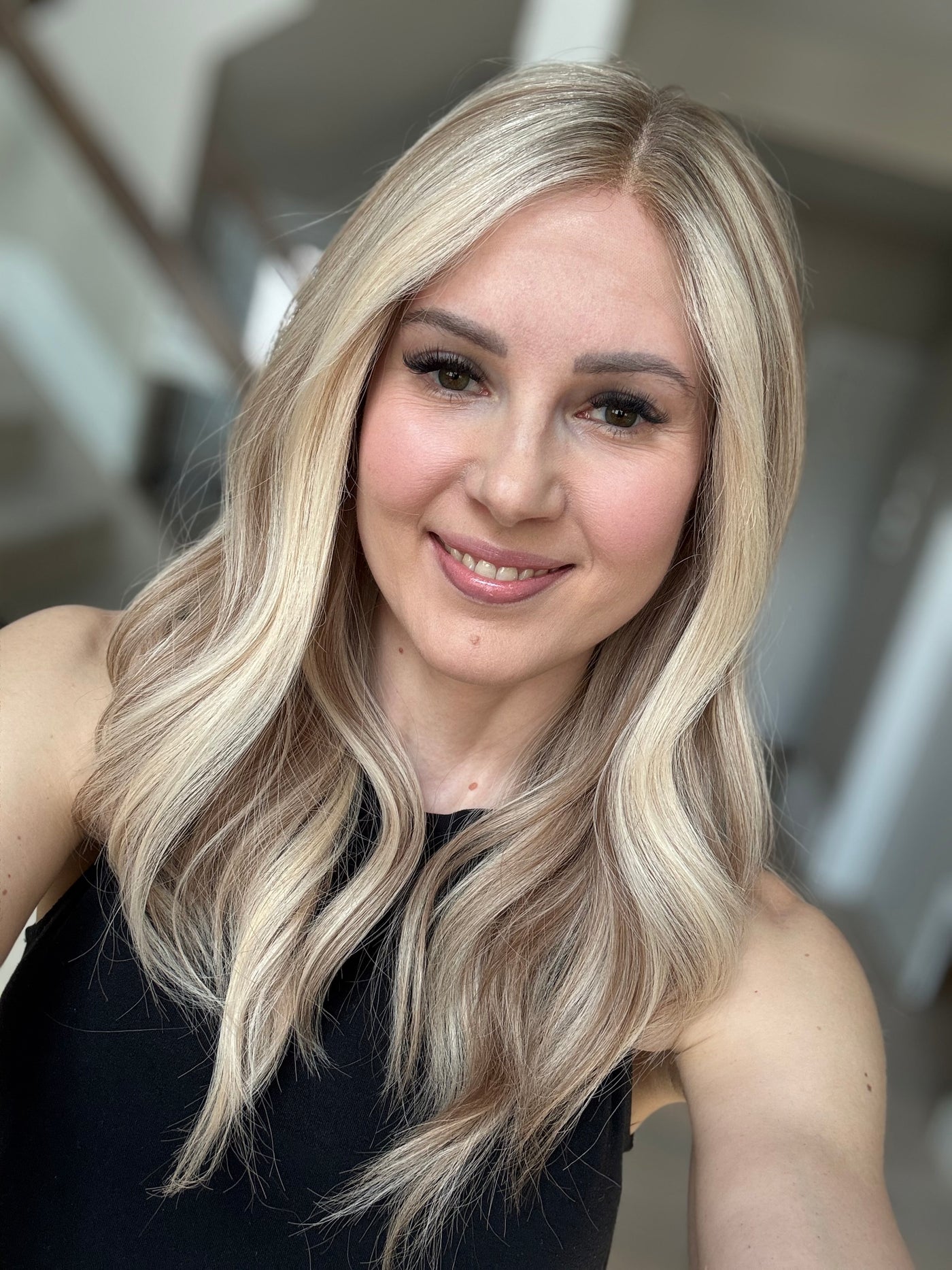 22" Claire Comfort Cap Lace Top Wig (XS)