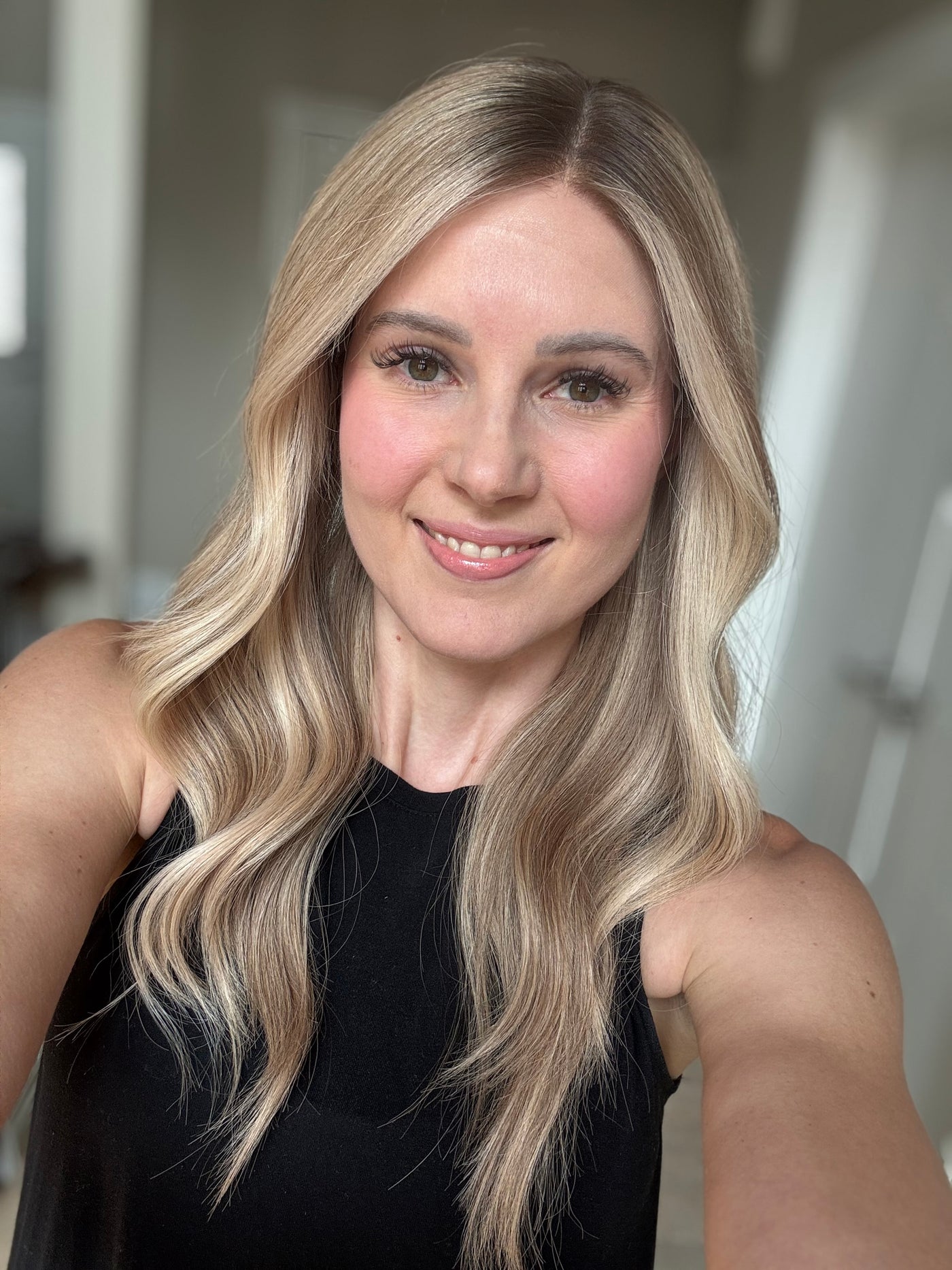 22" Olivia Comfort Cap Lace Top Wig (S)