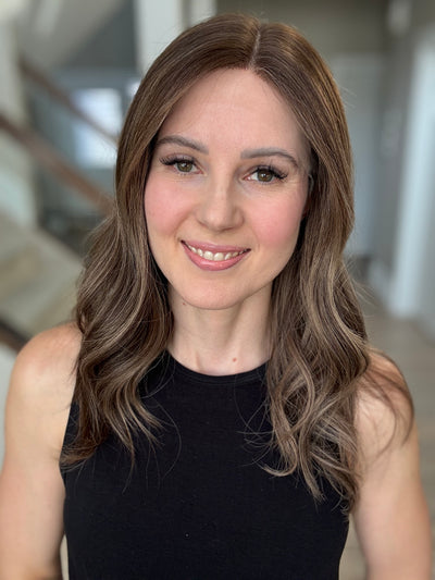 20" Jennifer Comfort Cap Lace Top Wig (S)