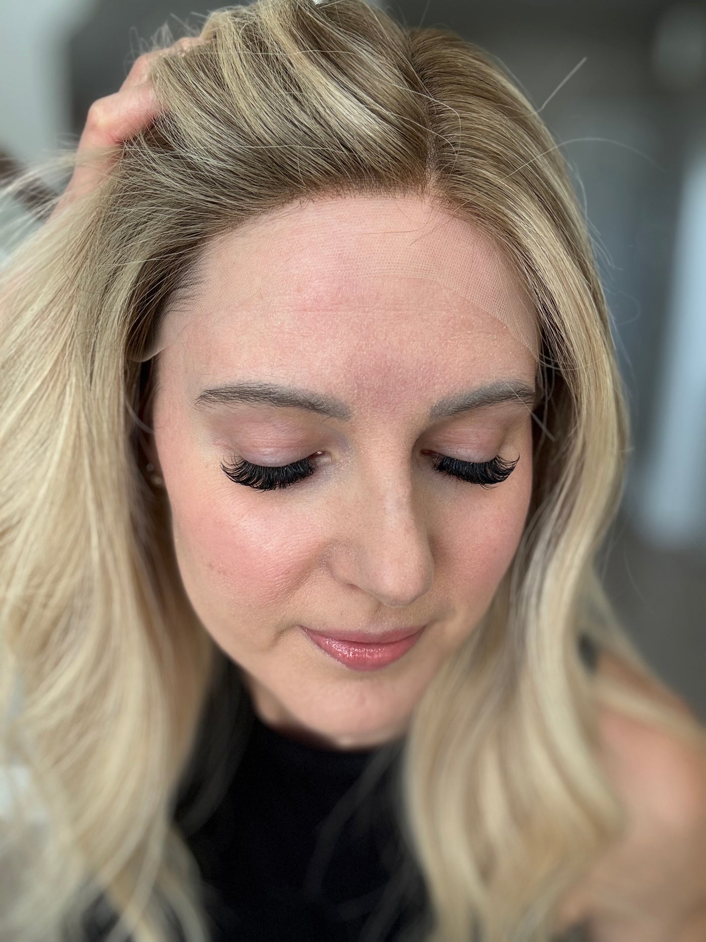 20" Meena Comfort Cap Lace Top Wig (XS)