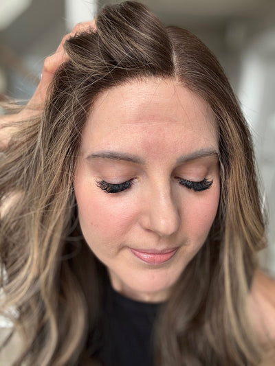 20" Karinina Luxury Cap Lace Top Wig (M)(FINAL SALE)