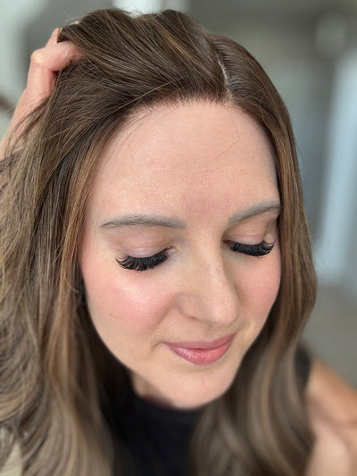 22" Jennifer Comfort Cap Silk Top Wig (S)