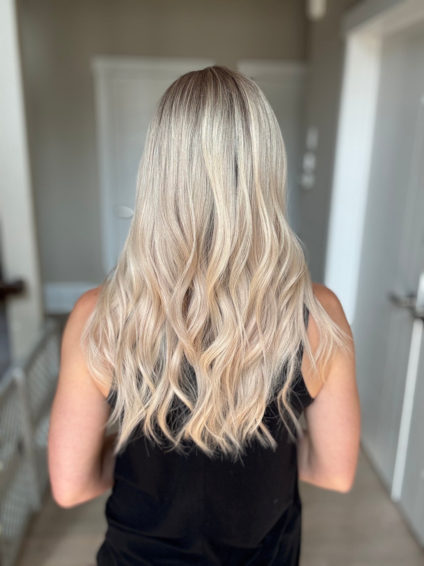 22" Hillary Comfort Cap Lace Top Wig (M)