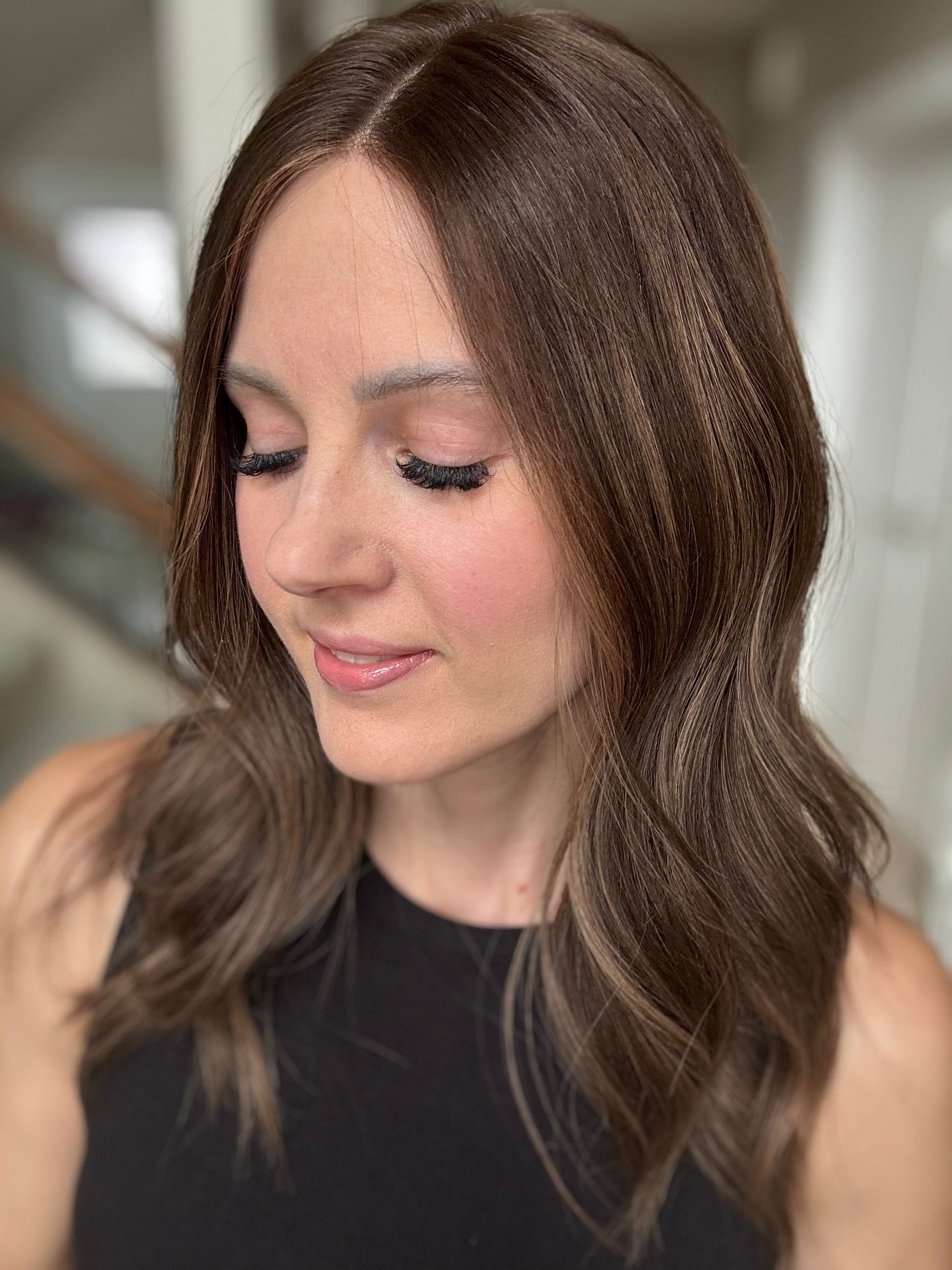 20" Mia Comfort Cap Lace Top Wig (S)