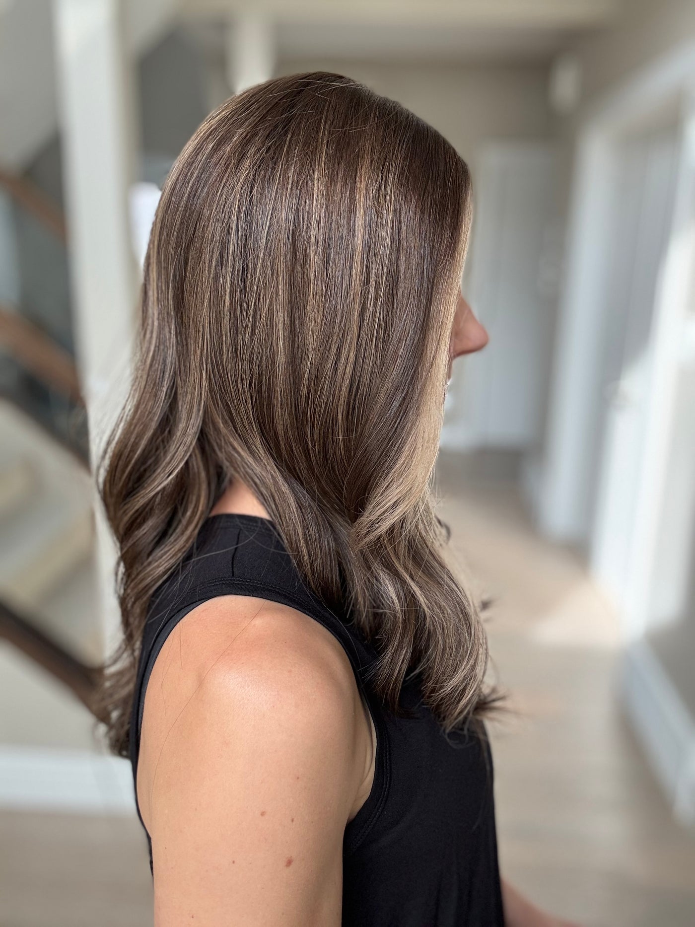 22" Mia Comfort Cap Lace Top Wig (M)