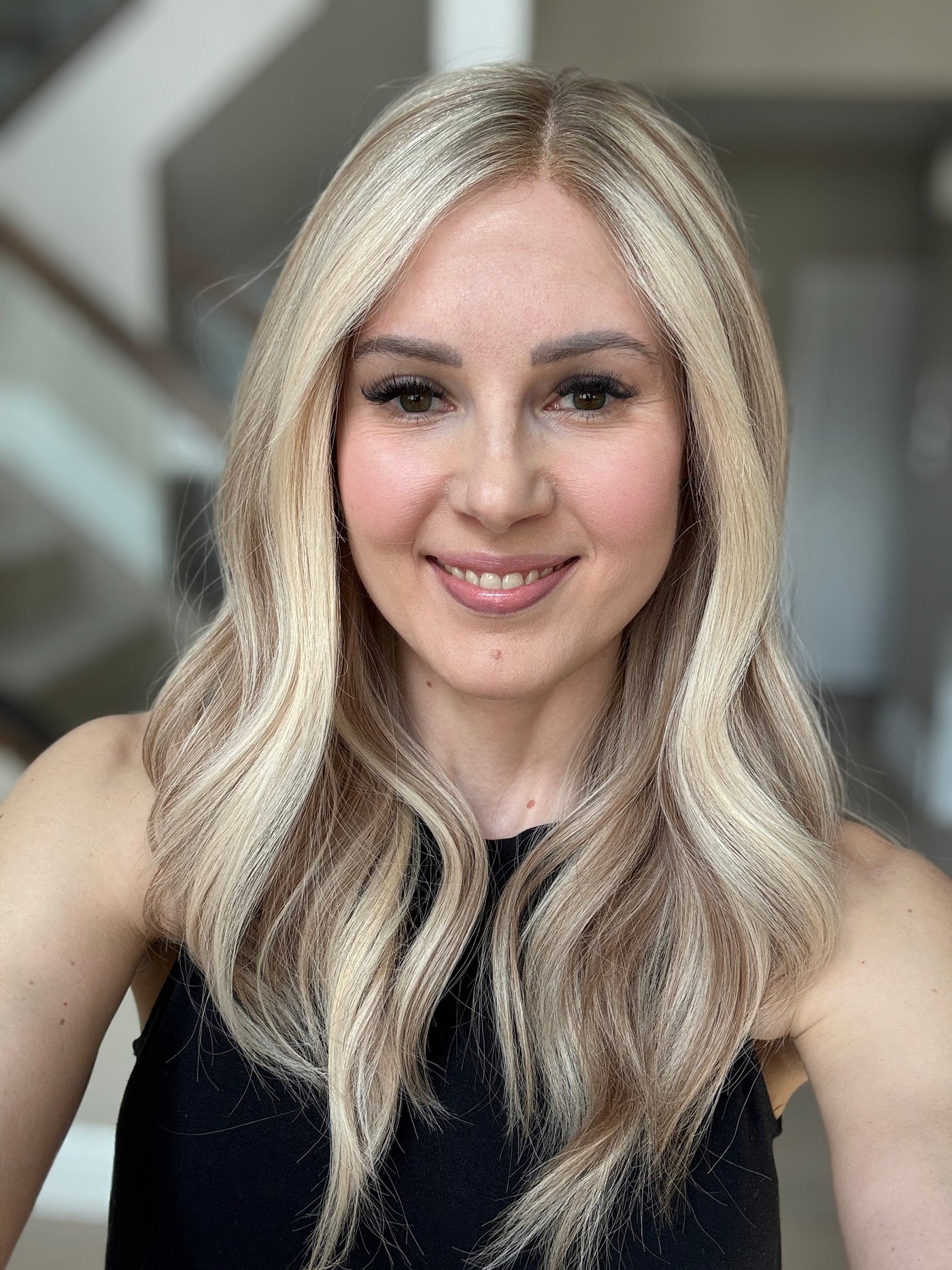 22" Claire Comfort Cap Lace Top Wig (XS)